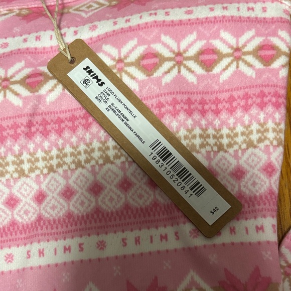 NWT Skims Logo Plush Pointelle Holiday Pajamas - Picture 2 of 3